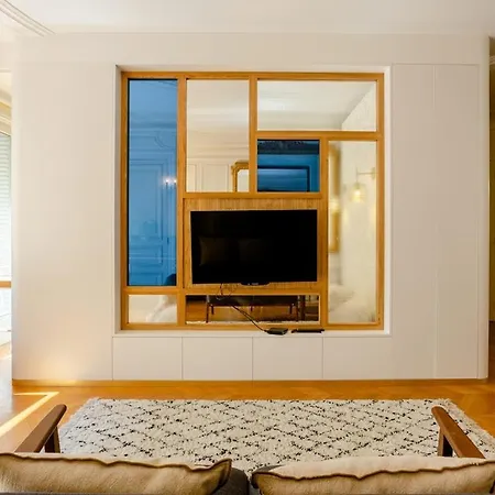 Apartment Bel Dans Le 9eme